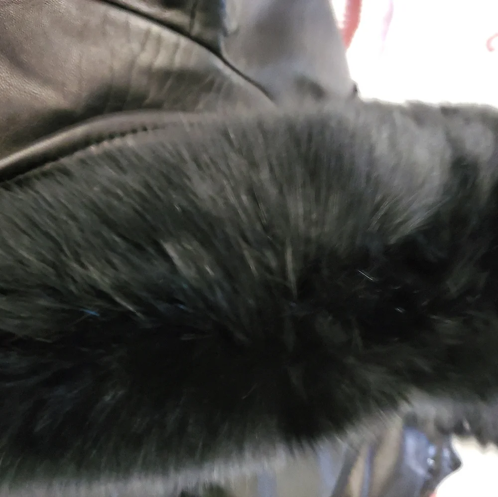 Genuine Leather Coat w/Genuine Fox Collar size small - Picture 7 of 10